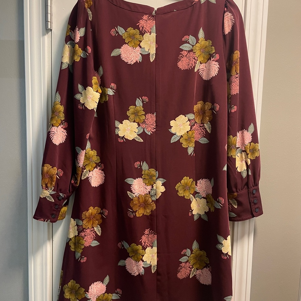 LOFT Burgundy Floral Long Sleeve Shift Dress NWT - Picture 8 of 8